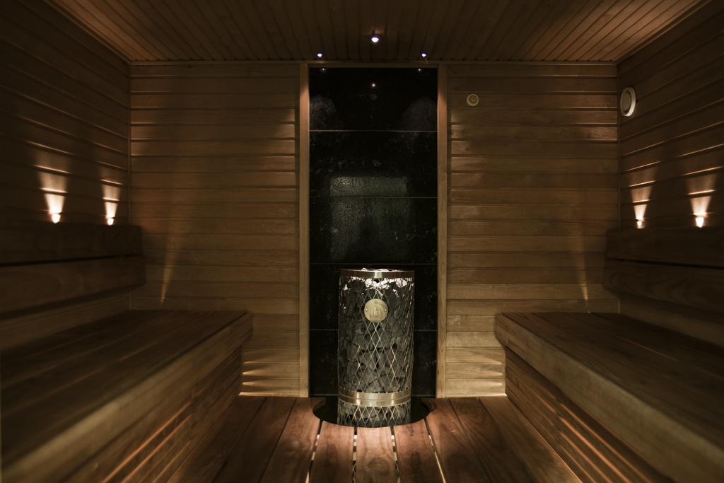Hotel Fjalar Сало Экстерьер фото